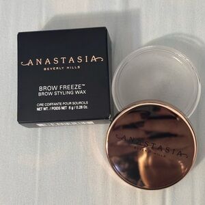 Anastasia Beverly Hills Brow Freeze